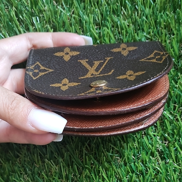 Louis Vuitton Accessories - Louis Vuitton Brown Monogram Coin / Jewelry Pouch Porte - Monnaei Gousset